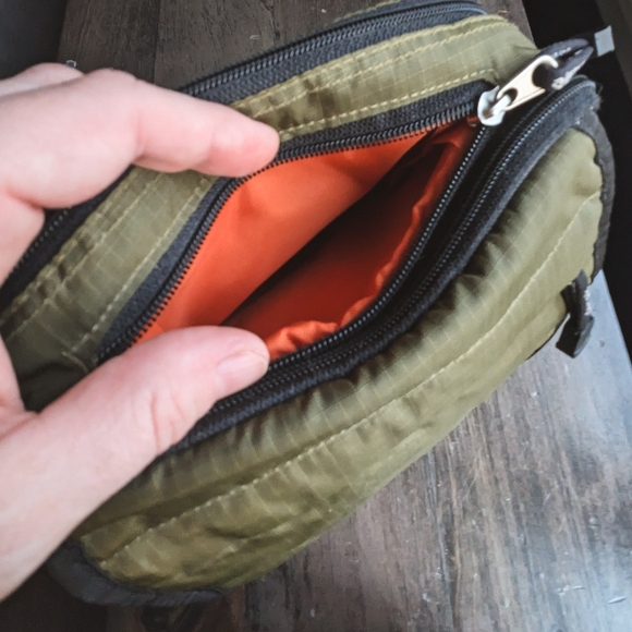 Derek Alexander Top Zip Olive Shoulder Bag. Great for travel and hiking! - Picture 6 of 14